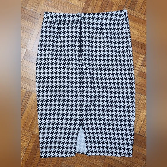 Sourpuss Black/White Houndstooth pencil skirt size medium - Picture 3 of 4